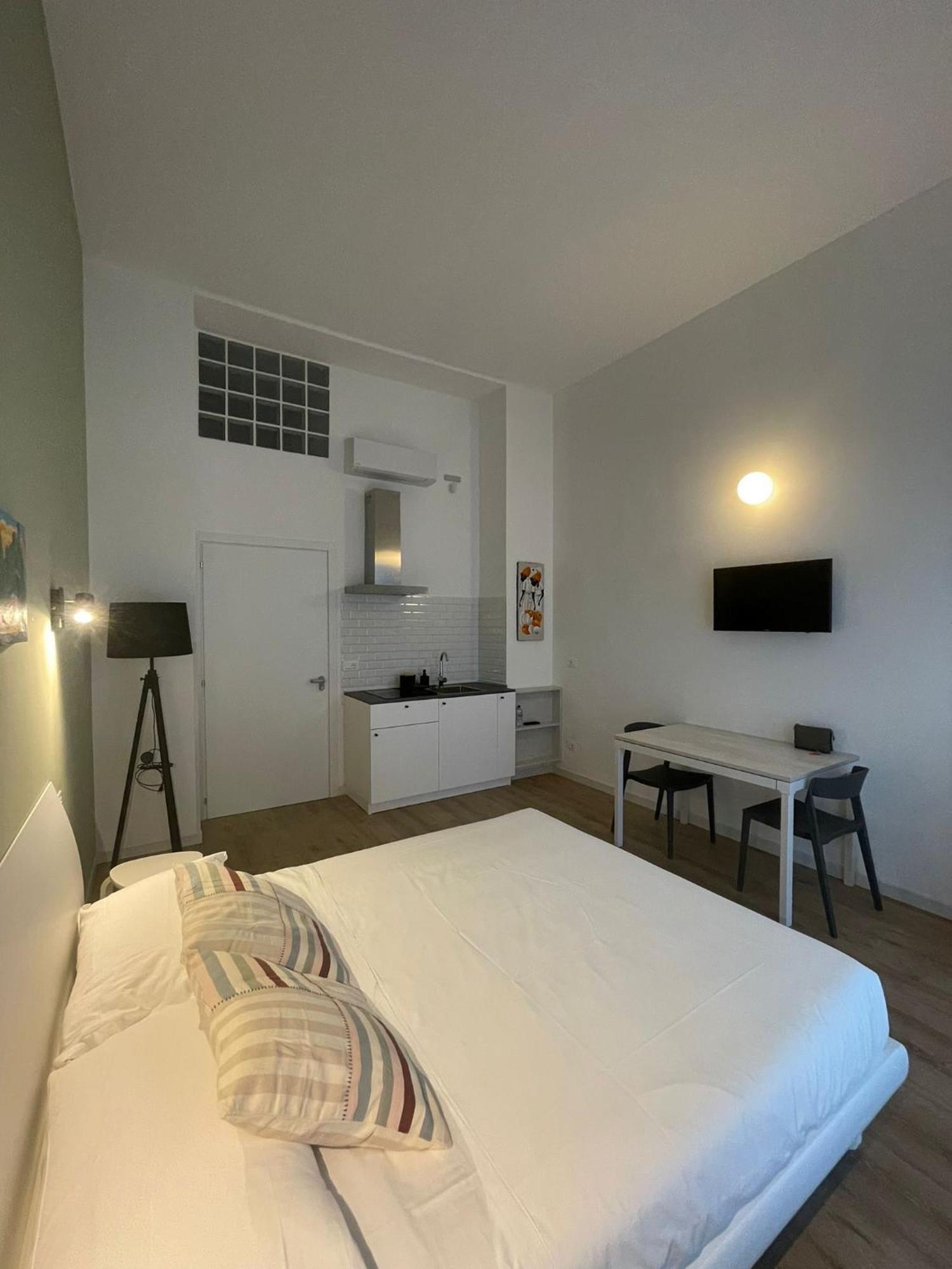 Aloe Comfort Rooms 페스카라 외부 사진